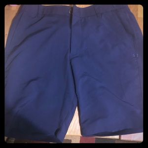 Underarmour size 36 Golf shorts navy Blue